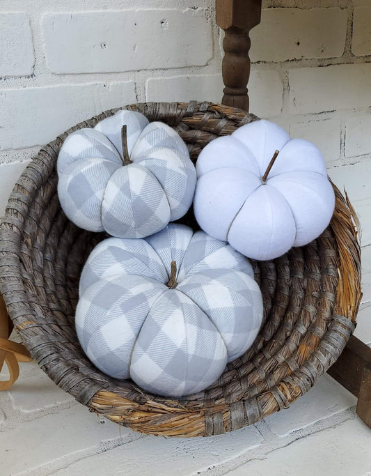Gray Buffalo Plaid Pumpkin Trio