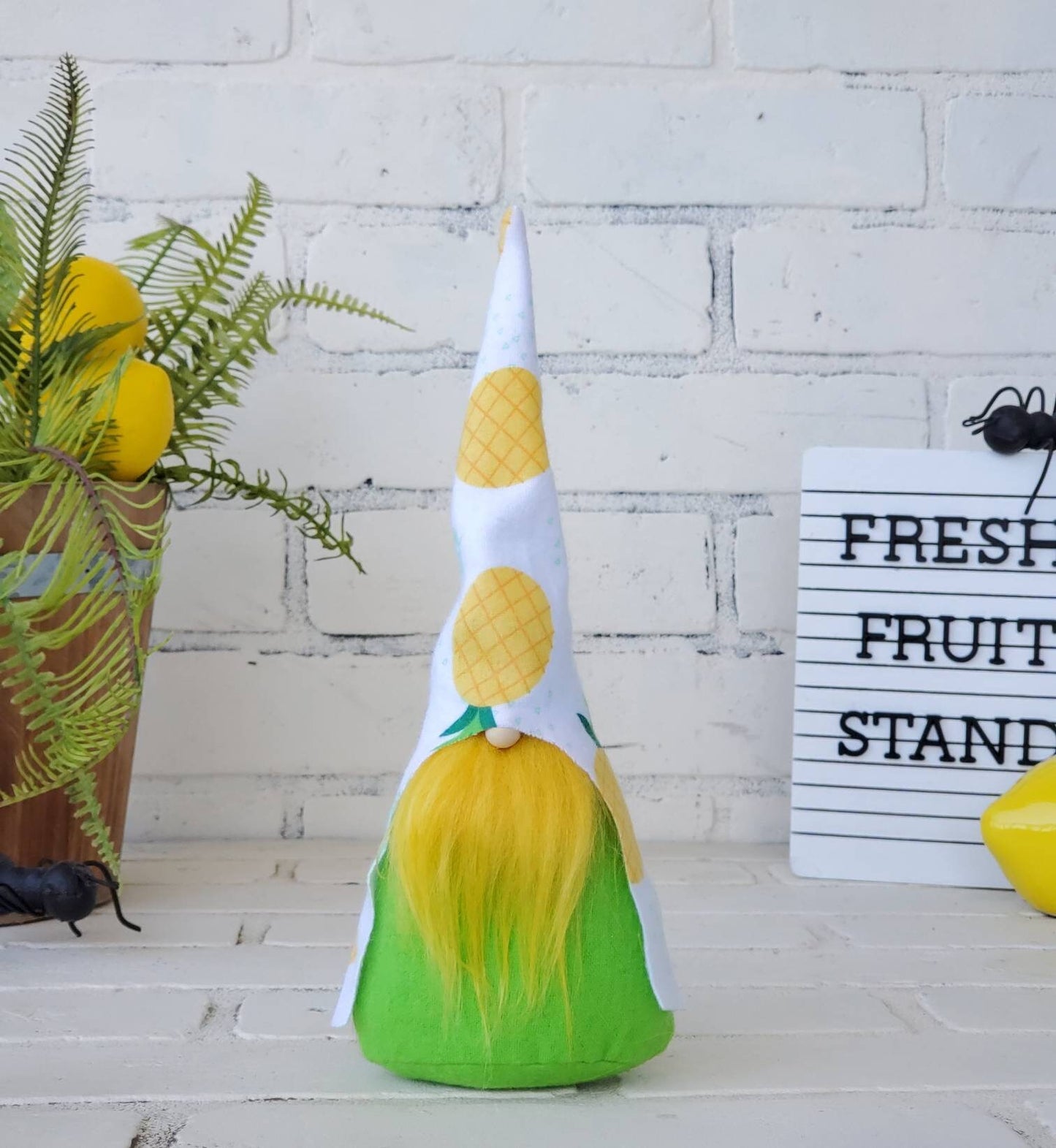 Pineapple Gnome