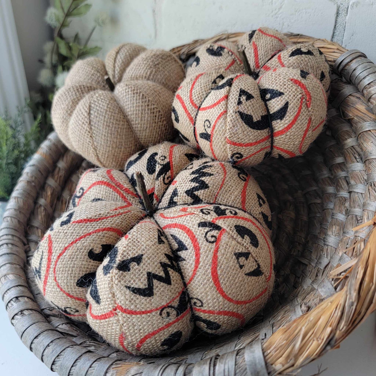 Burlap Jack-O-Lantern Pumpkin Trio